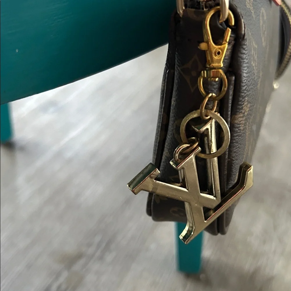 Louis Vuitton Look Alike Purse Charm - Picture 2 of 7